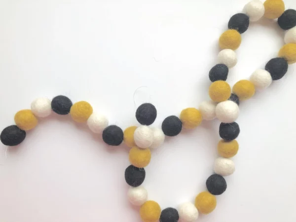 Bumble Bee Inspired Garland - Image 2