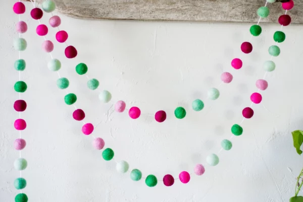 Emerald to Raspberry Gradient Garland