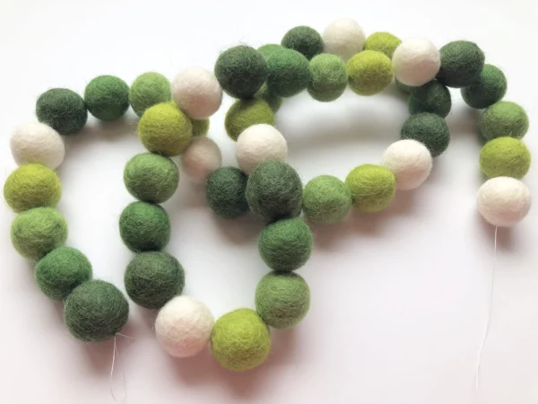 Green Ombre Garland - Image 2