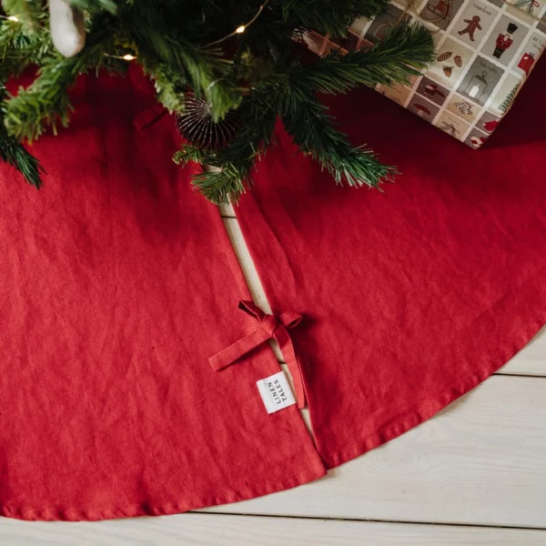 Lava Falls Linen Christmas Tree Skirt - Image 5