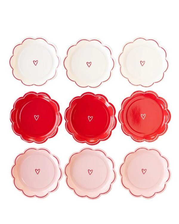 Scallop Dessert Plate, Middle Heart Design, 3 Color Set - Image 2