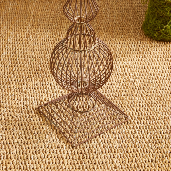 Weatherd Metal Wire Finial Garden Structure - Image 4