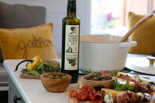 Terra Verde Extra Virgin Olive Oil: A Taste of the Mediterranean (500ml) - Image 3