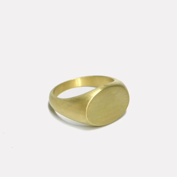 Oval Signet Ring - Image 3